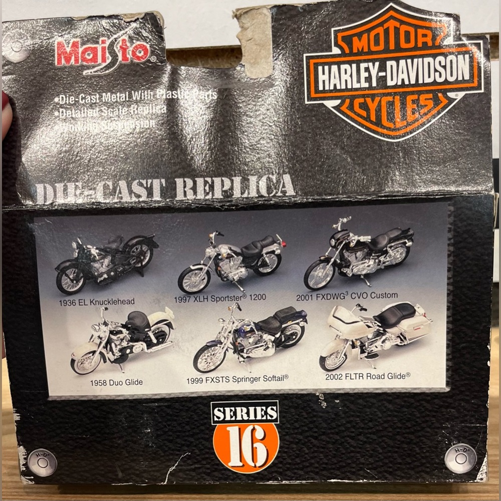 Harley-Davidson ‘58 Duo Glide die-cast replica - Picture 4 of 5